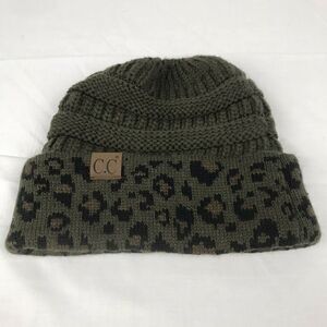 C.C. Ponytail Beanie‎ olive green/cheetah preowned